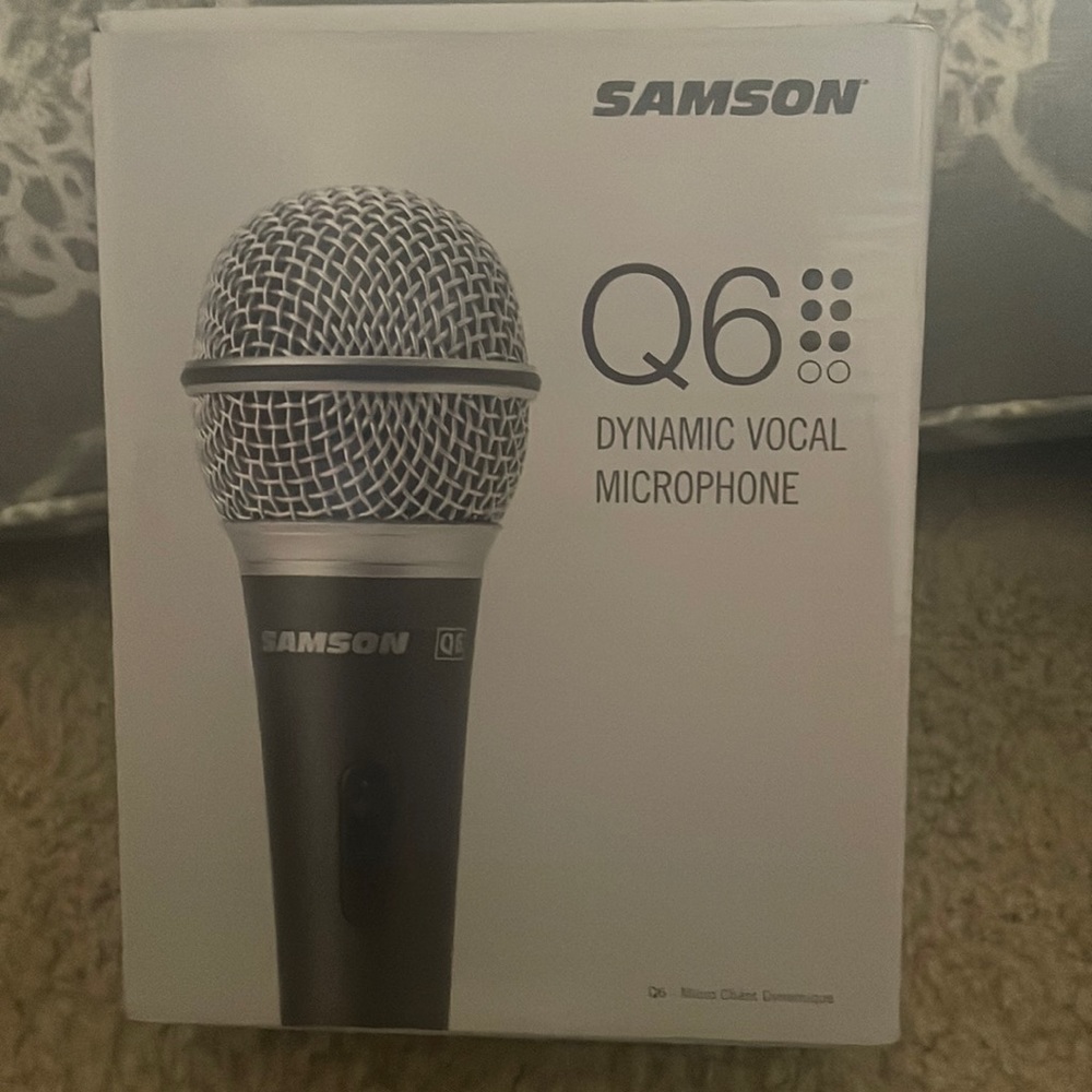 Q6 handle mic